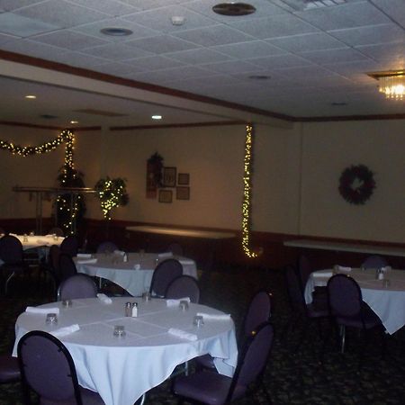 Gladstone Inn And Suites Jamestown Exterior photo